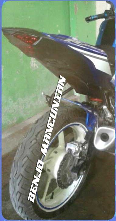 Modifikasi-Yamaha-Byson-pakai-Buntut-dan-Knalpot-YZF-R25-pertamax7.com-1