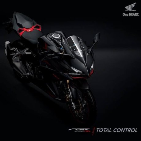 All New Honda CBR250RR Hitam